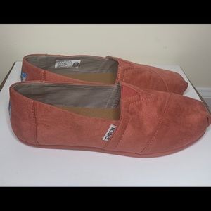 TOMS